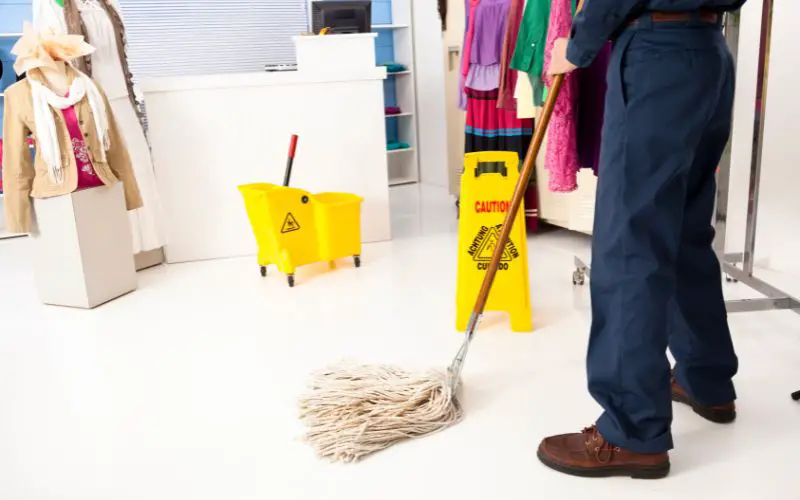 How To Start A Cleaning Business in 2022 [13 Steps]