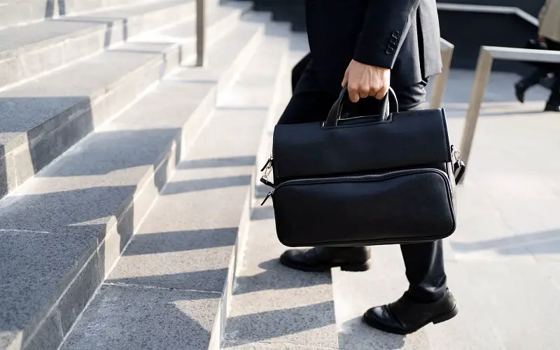 How To Buy The Best Briefcases For Lawyers