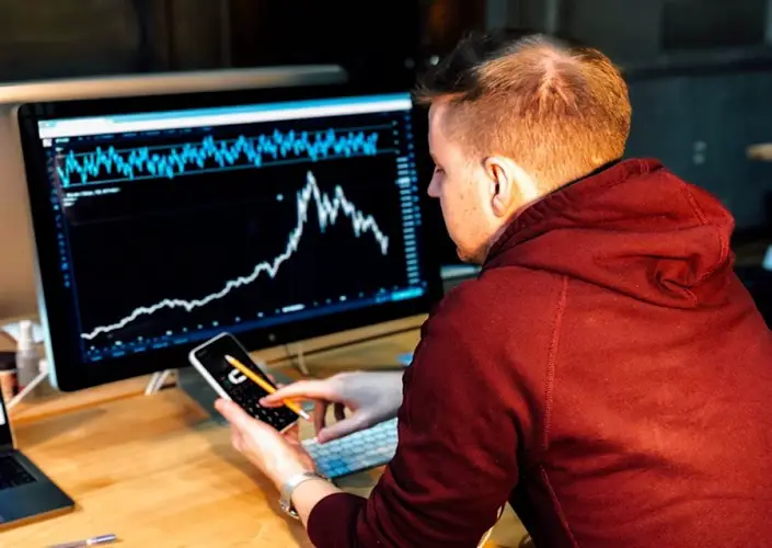 7 Things to Check Before Starting Trading with a Broker