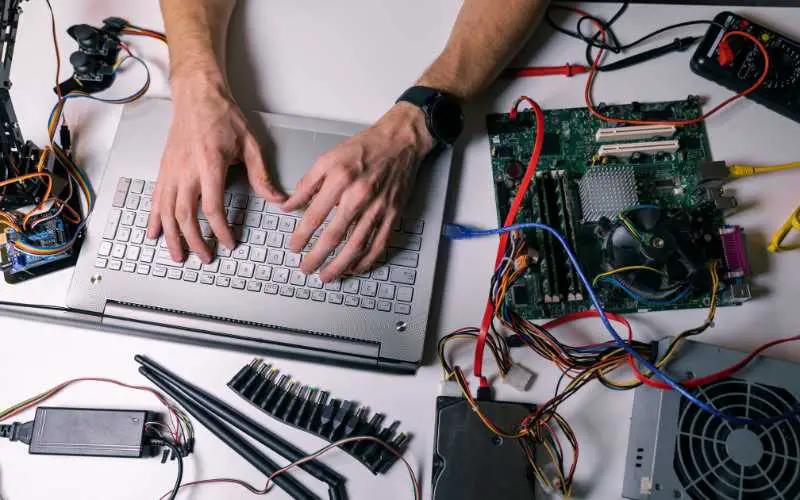 Computer Hardware Technician Interview Questions and Answers